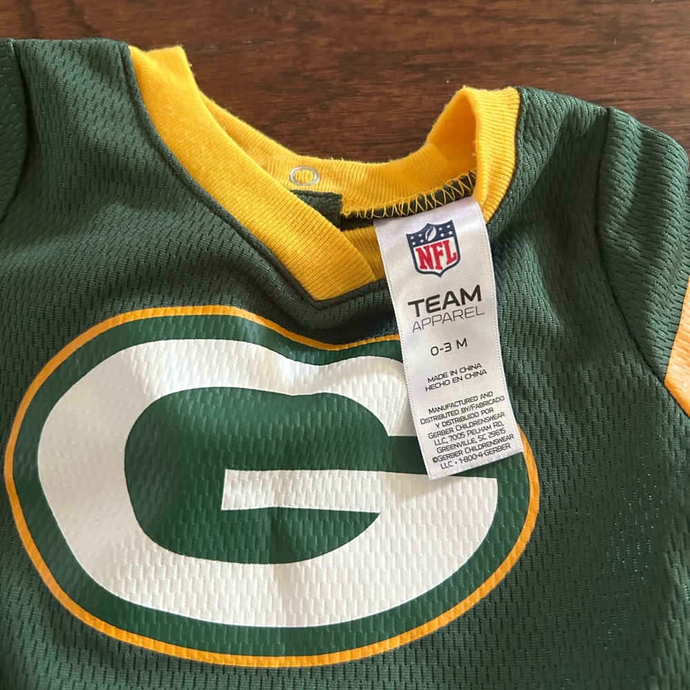 Green Bay Packers Baby Dress Set - Picture 2 of 2